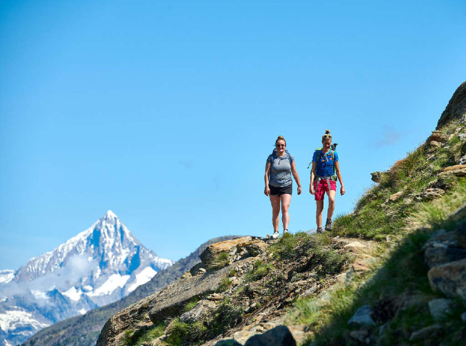 0035_Schoene Aussichten Touristik_Wandern-Almagellerhoehenweg-Erlebnisweg-2021-0164
